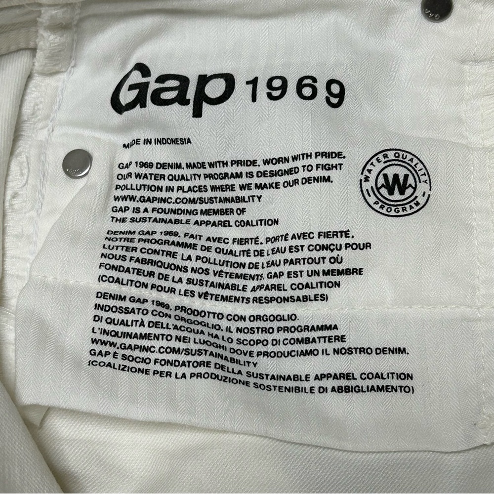 Gap 1969 Best Girlfriend White Denim Jeans Streetwear Classic Vacation Sz 26 - Picture 3 of 7